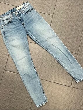 RAG & BONE Cate Mid-Rise Skinny Jeans.